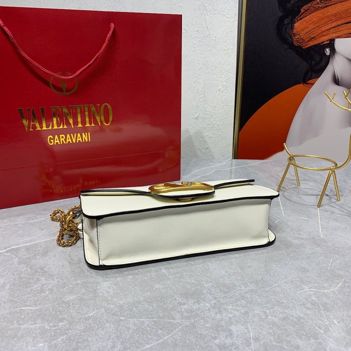 ヴァレンティノバッグコピー 大人気2022新品 Valentino レディース ショルダーバッグ