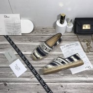 ディオール靴コピー 定番人気2022新品 Dior レディース カジュアルシューズ