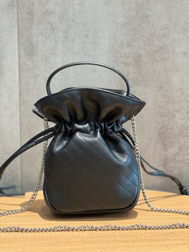 グッチバッグコピー 2023新品注目度NO.1 GUCCI レディース バケツバッグ
