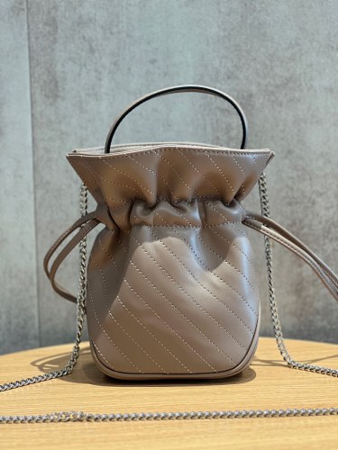 グッチバッグコピー 2023新品注目度NO.1 GUCCI レディース バケツバッグ