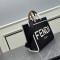 フェンディバッグコピー 2023新品注目度NO.1 FENDI レディース ハンドバッグ