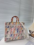 フェンディバッグコピー 2023新品注目度NO.1 FENDI レディース ハンドバッグ