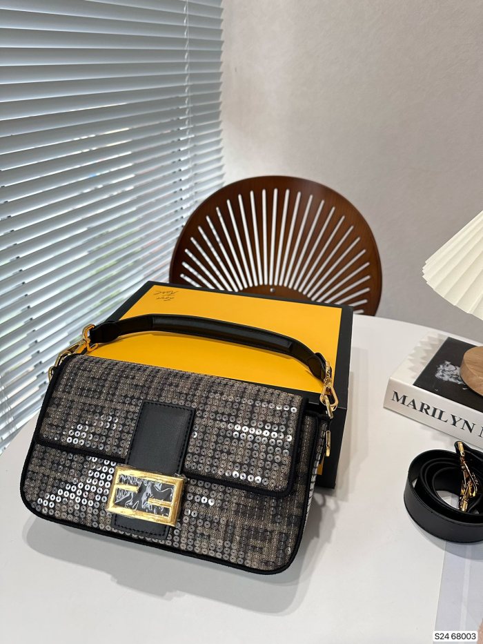 フェンディバッグコピー 大人気2023新品 FENDI レディース ハンドバック