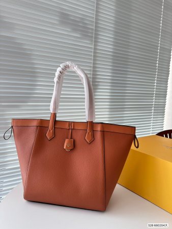 フェンディバッグコピー 定番人気2023新品 FENDI レディース トートバッグ