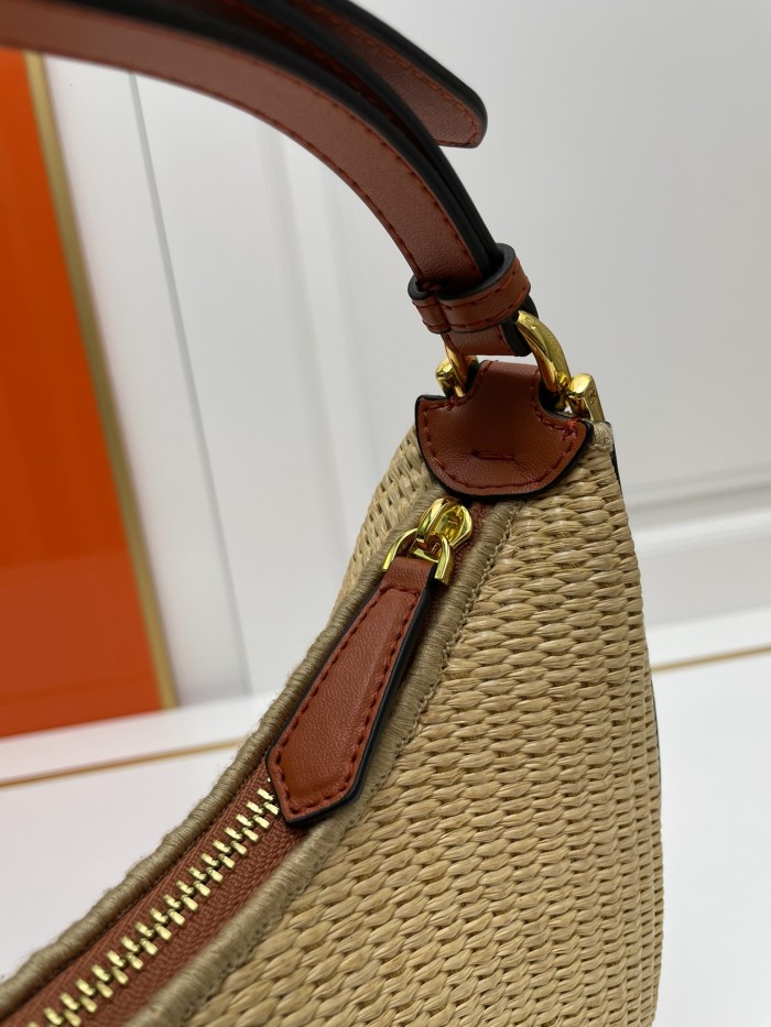フェンディバッグコピー 2023新品注目度NO.1 FENDI レディース トートバッグ