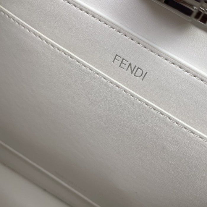 フェンディバッグコピー 2023新品注目度NO.1 FENDI レディース ハンドバッグ