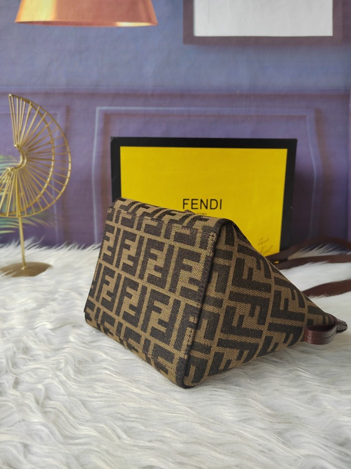 フェンディバッグコピー 定番人気2023新品 FENDI レディース トートバッグ