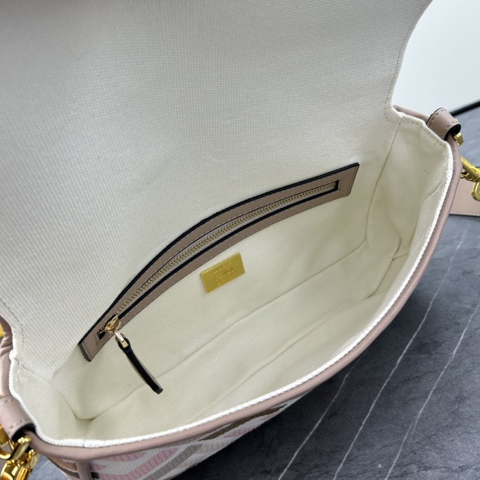 フェンディバッグコピー 2023新品注目度NO.1 FENDI レディース ハンドバック