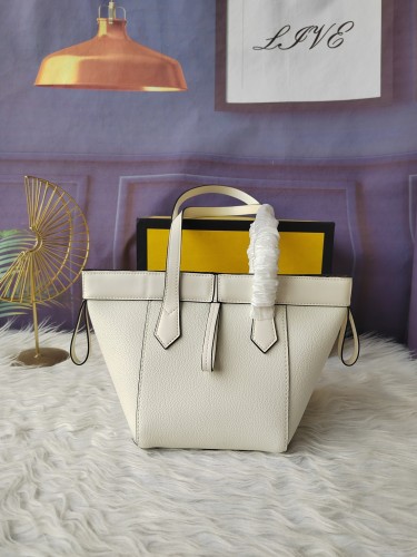 フェンディバッグコピー 定番人気2023新品 FENDI レディース トートバッグ