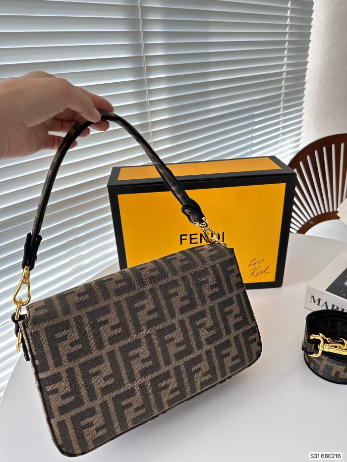 フェンディバッグコピー 大人気2023新品 FENDI レディース ハンドバック