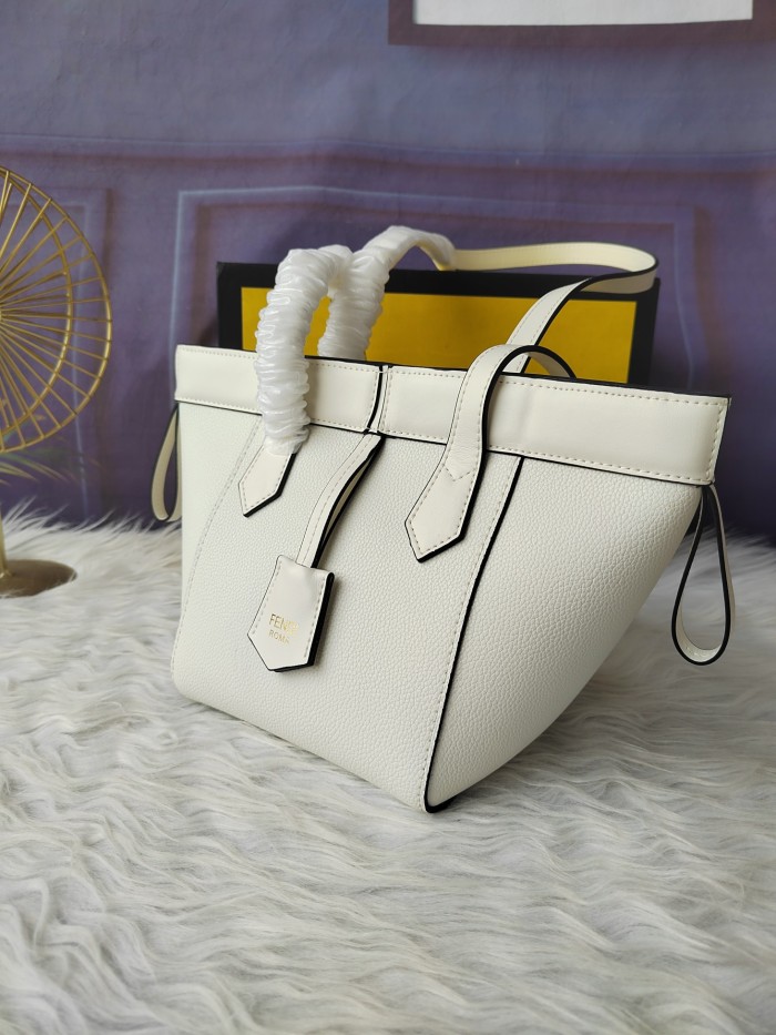 フェンディバッグコピー 定番人気2023新品 FENDI レディース トートバッグ