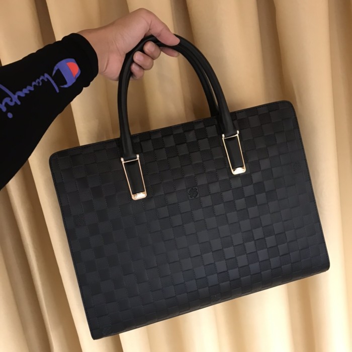 日本未入荷  2024 ルイヴィトン 新作ブリーフケース偽物