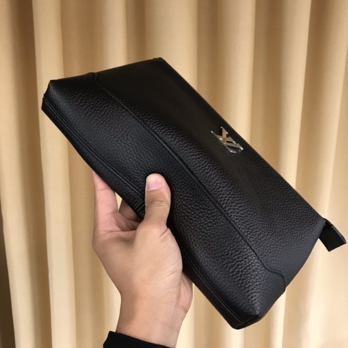 完売必至 ★  2024 ルイヴィトン 新作クラッチバッグコピー