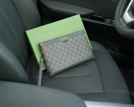 超希少！ 2024 グッチ 新作クラッチバッグコピー