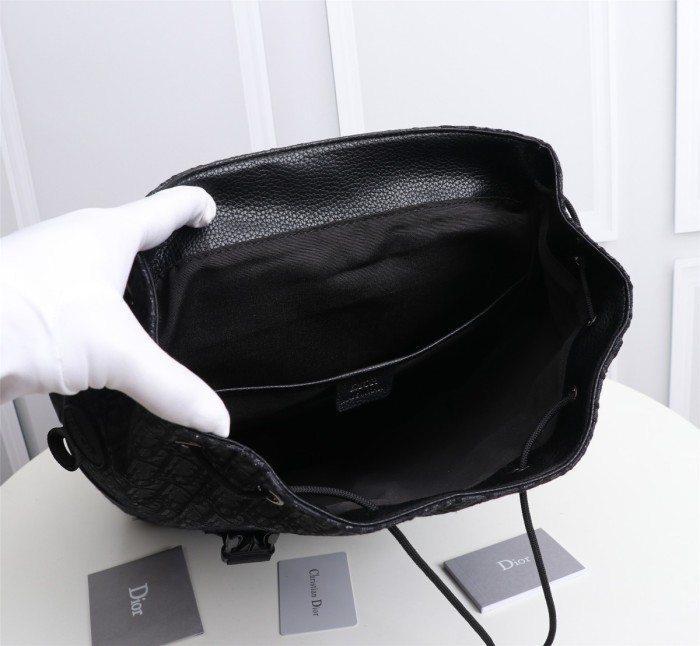 【大特価】 2024 ディオール 新作バックパック偽物