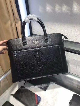 注目度抜群！  2024 プラダ 新作ブリーフケースコピー