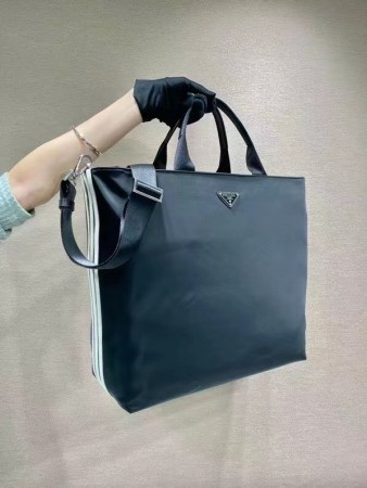 ☆超人気☆  2024 プラダ 新作トートバッグ偽物