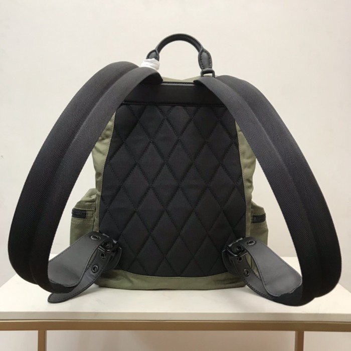 注目度抜群！ 2024 バーバリー 新作バックパックスーパーコピー
