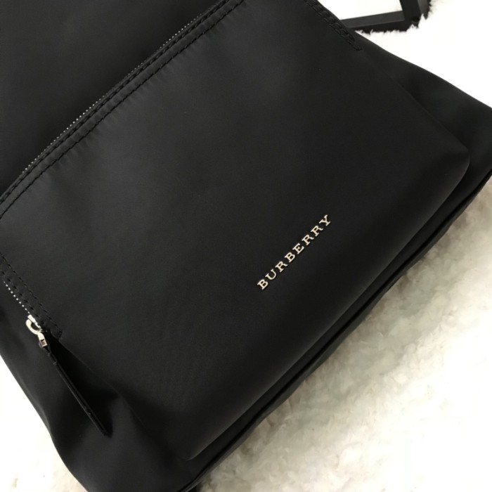 おすすめ  2024 バーバリー 新作バックパックコピー