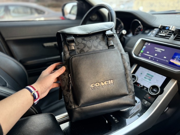 日本未入荷 2024 コーチ 新作バックパックコピー