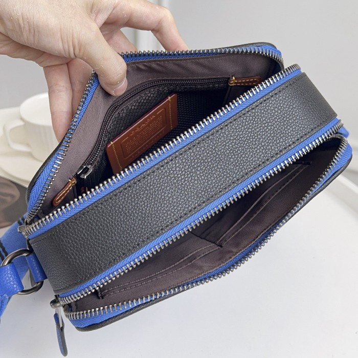 日本未入荷  2024 コーチ 新作ショルダーバッグ偽物