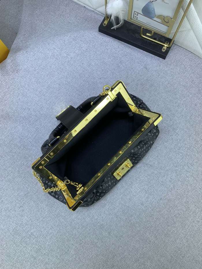 入手困難品！ 2024 ルイヴィトン 新作ハンドバッグコピー M22326