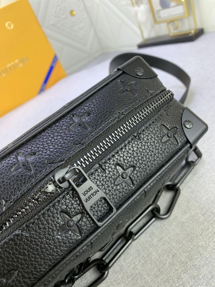 【限定カラー】 2024 ルイヴィトン 新作ショルダーバッグコピーM57702