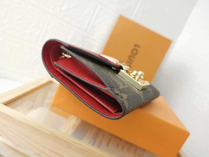 【使い勝手抜群】ルイヴィトン レディース 折り財布 偽物 M67478