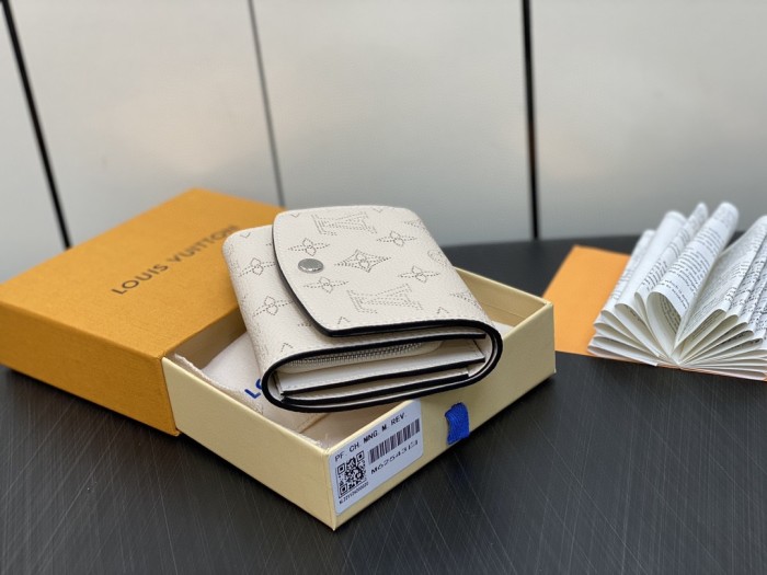 超希少！ルイヴィトン レディース 折り財布 偽物 M62542