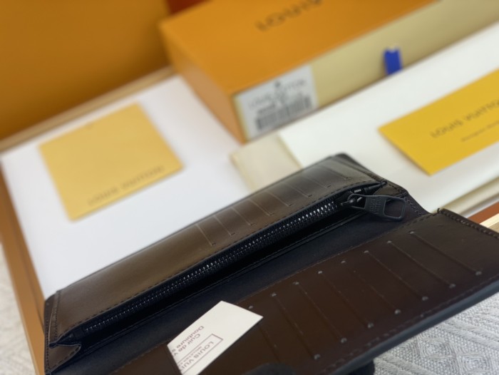 定番人気！ルイヴィトン メンズ 長財布 偽物 N62665
