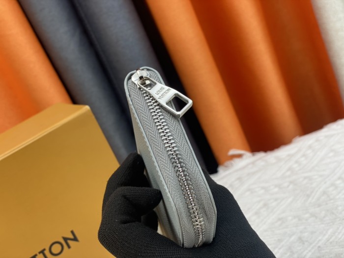 すぐ届く ルイヴィトン 男女兼用 長財布 偽物 N63095