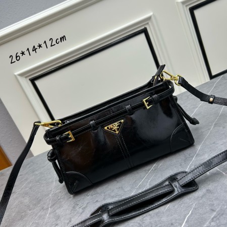 激安価格！2024 プラダ 新作 ショルダーバッグ スーパーコピー 1BG445