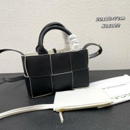 超限定♪ 2024 ボッテガヴェネタ 新作 ハンドバッグ 偽物 S06002