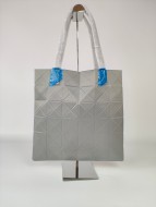 絶対欲しい！2024 イッセイミヤケ 新作 トートバッグ コピー