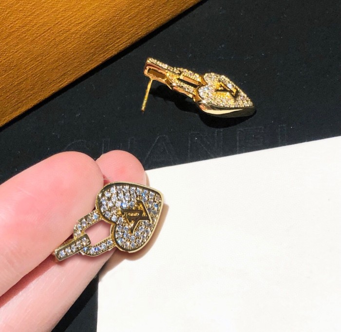 人気No1 ルイヴィトン ピアス 偽物