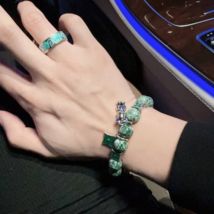 ☆超人気☆ ルイヴィトン 指輪 偽物