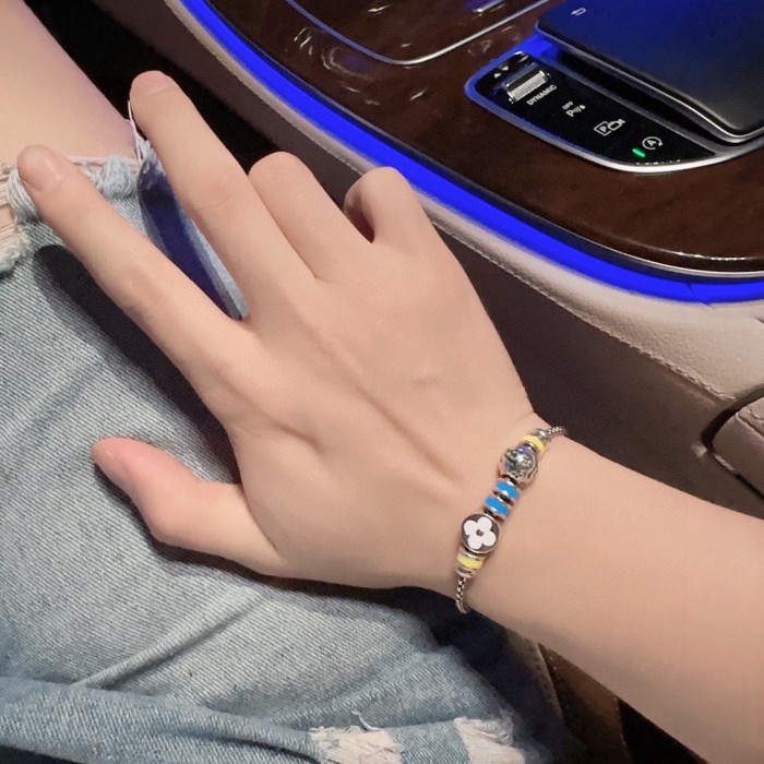 世界中で大人気♪ ルイヴィトン ブレスレット スーパーコピー