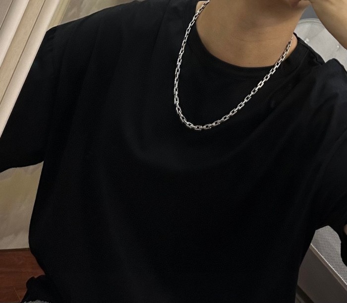 日本未入荷 ルイヴィトン ネックレス コピー