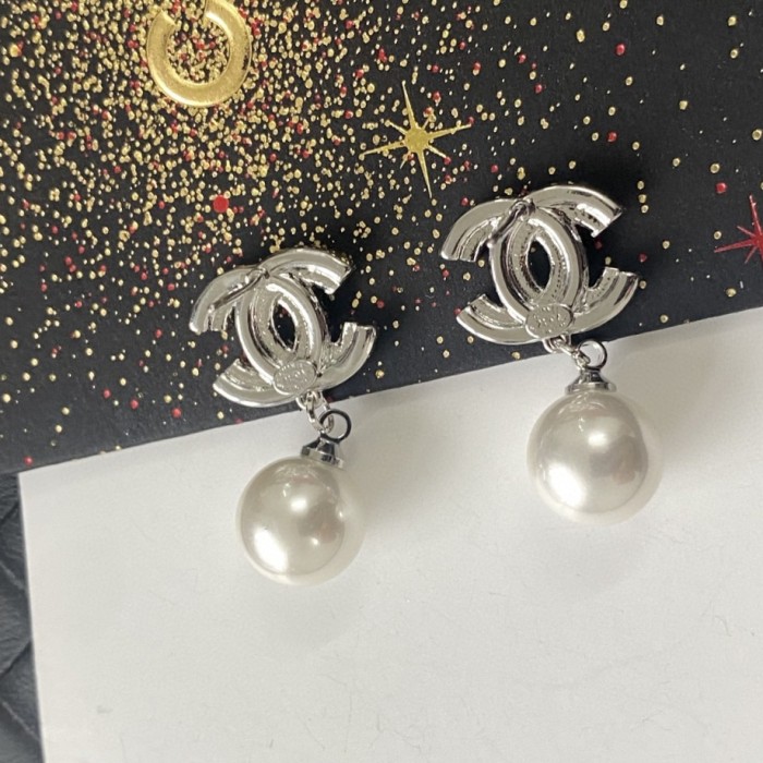 人気爆発☆ シャネル ピアス スーパーコピー