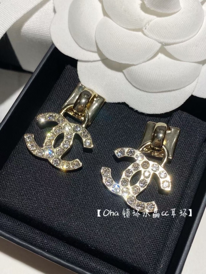 送料込 シャネル ピアス 偽物