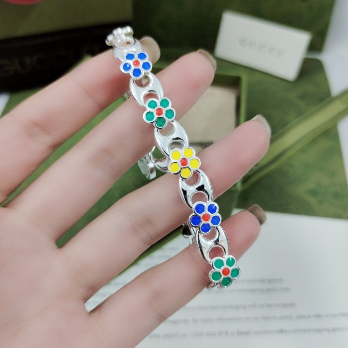 定番人気！グッチ ブレスレット 偽物