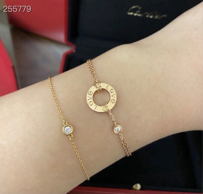 人気急上昇 カルティエ ブレスレット スーパーコピー