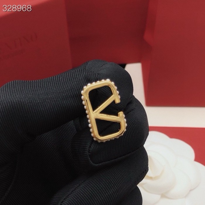 定番人気！ヴァレンティノ ピアス スーパーコピー