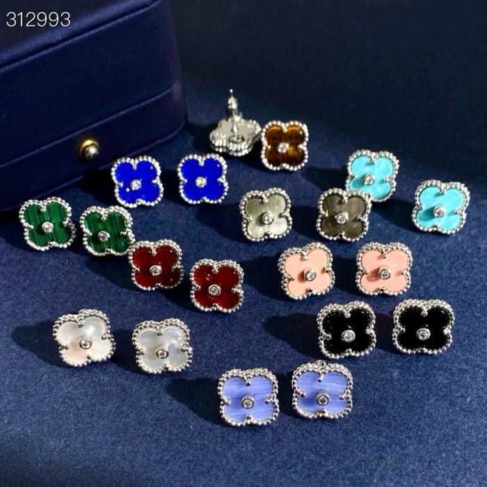 【大特価】ヴァンクリーフ ピアス 偽物 3色