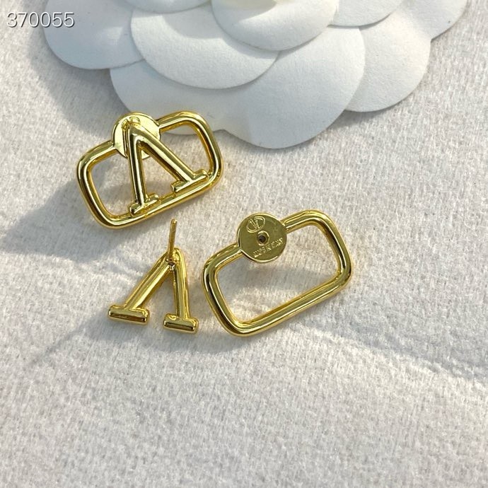 注目度抜群！ヴァレンティノ ピアス スーパーコピー