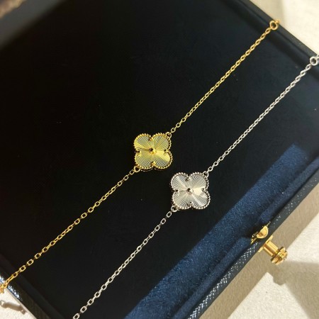 注目度抜群！ヴァンクリーフ ブレスレット コピー 2色