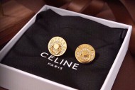 完売必至 セリーヌ ピアス スーパーコピー