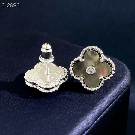 【大特価】ヴァンクリーフ ピアス 偽物 3色