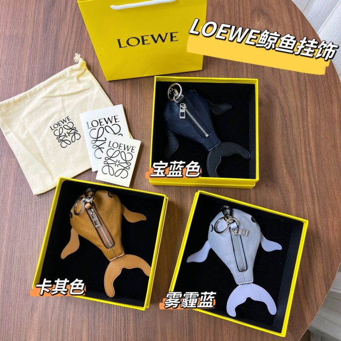 おすすめ ロエベ キーホルダー 偽物 3色