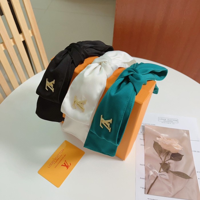 入手困難品！ルイヴィトン ヘアバンド コピー